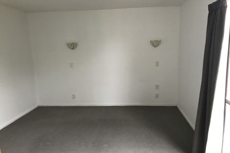 Photo of property in 33l Peverel Street, Riccarton, Christchurch, 8011