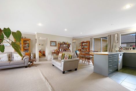 Photo of property in 35 Kauae Place, Ngongotaha, Rotorua, 3010