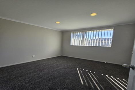 Photo of property in 5 Prado Drive, Pukekohe, 2120