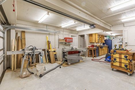 Photo of property in 25 Brougham Street, Mount Victoria, Wellington, 6011