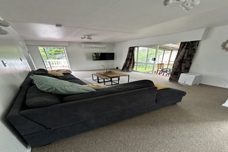 Photo of property in 25 Clapham Grove, Stokes Valley, Lower Hutt, 5019