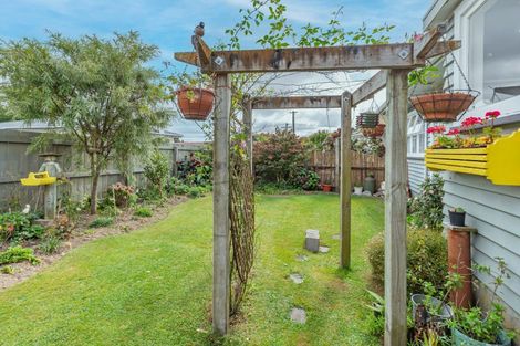 Photo of property in 4 Margaret Street, Levin, 5510