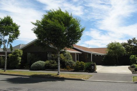 Photo of property in 95 Apsley Drive, Avonhead, Christchurch, 8042