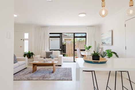 Photo of property in 10c Frances Street, Hamilton East, Hamilton, 3216