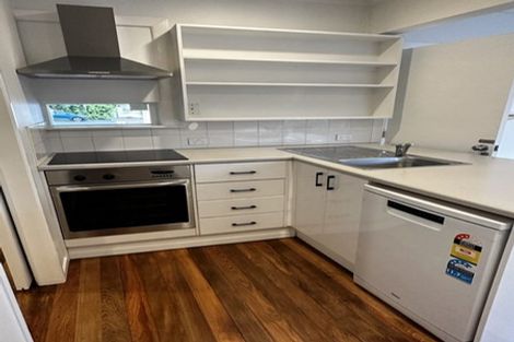 Photo of property in 2/8 Campbell Road, Takapuna, Auckland, 0622