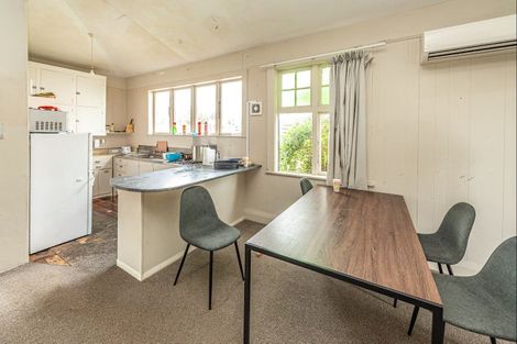 Photo of property in 16 Aotea Street, Castlecliff, Whanganui, 4501