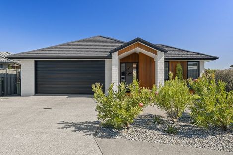 Photo of property in 18 Traverse Lane, Omokoroa, 3114