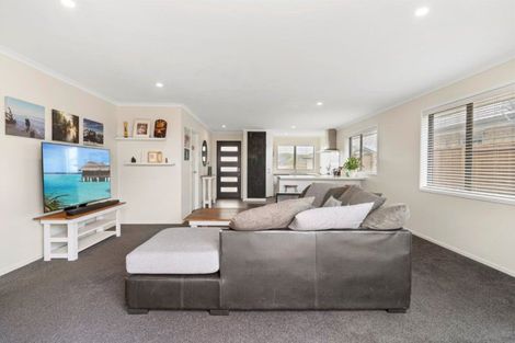 Photo of property in 26 Kanapa Close, Papamoa, 3118