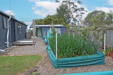 Photo of property in 1104 Oneriri Road, Kaiwaka, 0573