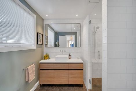 Photo of property in 100 Idris Road, Bryndwr, Christchurch, 8052