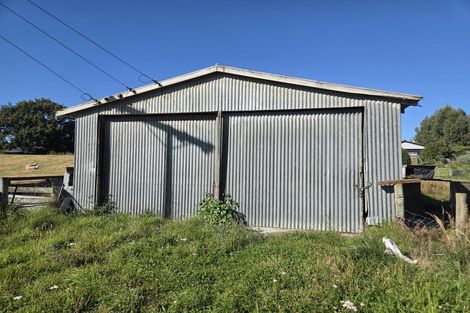 Photo of property in 12 Halsey Street, Clinton, 9534