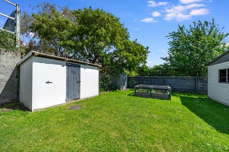 Photo of property in 16 Ruru Crescent, Heretaunga, Upper Hutt, 5018