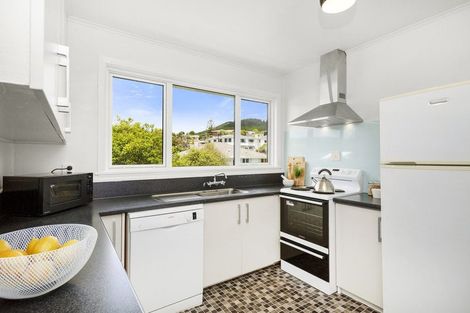 Photo of property in 12 Pembroke Street, Tawa, Wellington, 5028