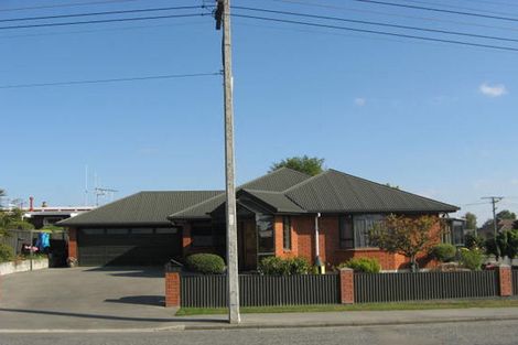 Photo of property in 2 Alexandra Street, Temuka, 7920