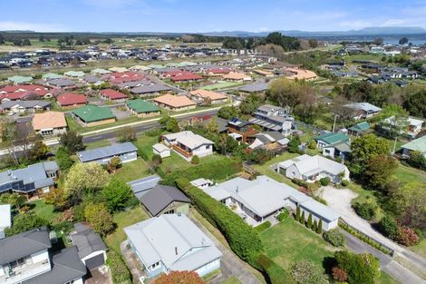 Photo of property in 19 Wharewaka Road, Wharewaka, Taupo, 3330