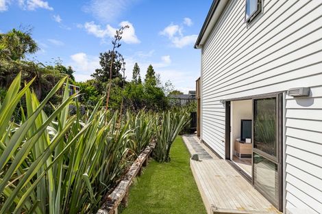 Photo of property in 12 Cirrus Way, Ranui, Auckland, 0612