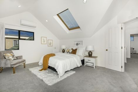 Photo of property in 82 Glenross Drive, Wattle Downs, Auckland, 2103