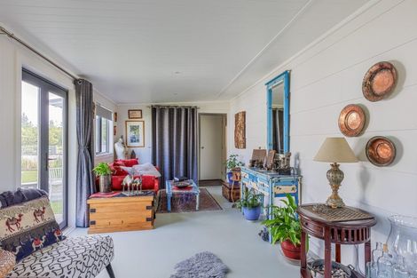 Photo of property in 100 Cole Street, Dannevirke, 4930