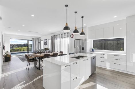 Photo of property in 196 Matua Road, Kumeu, 0810