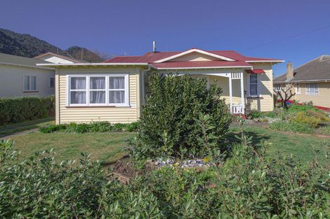 Photo of property in 13 Carlyle Street, Te Aroha, 3320