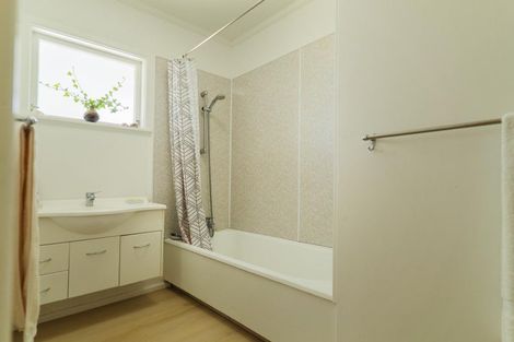 Photo of property in 87 Arataki Road, Havelock North, 4130