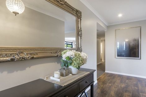 Photo of property in 10 Benmore Crescent, Pyes Pa, Tauranga, 3112