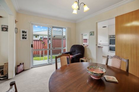 Photo of property in 14 Hilton Road, St Andrews, Hamilton, 3200
