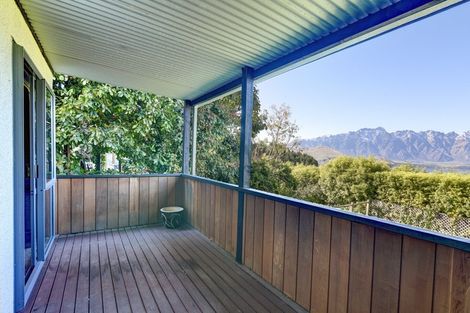 Photo of property in 49b Wynyard Crescent, Fernhill, Queenstown, 9300