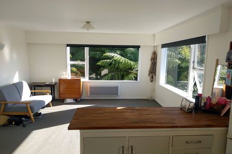 Photo of property in 21 Highbury Crescent, Highbury, Wellington, 6012