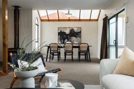 Photo of property in 10 Jellicoe Drive, Hamilton East, Hamilton, 3216