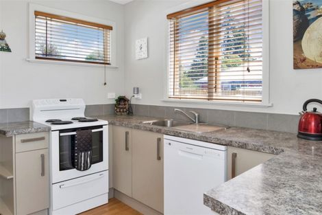 Photo of property in 13 Church Street, Oxford, 7430