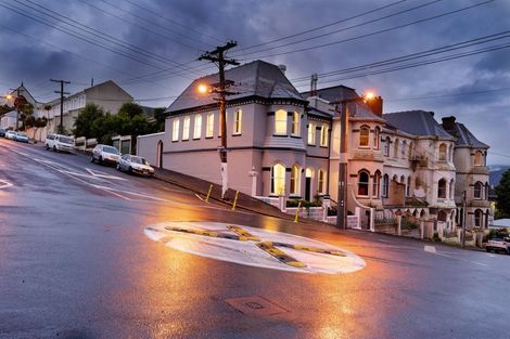 Photo of property in 50 Manor Place, Dunedin Central, Dunedin, 9016