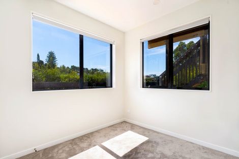 Photo of property in 4a Tudor Place, Mairangi Bay, Auckland, 0630