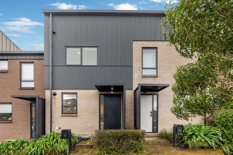 Photo of property in 12 Rara Lane, Manukau, Auckland, 2104