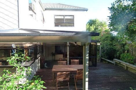 Photo of property in 1/69 Palmerston Road, Birkenhead, Auckland, 0626