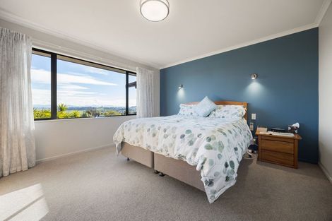 Photo of property in 20 Tironui Terrace, Western Heights, Hamilton, 3200