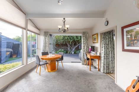 Photo of property in 28 Waitikiri Drive, Parklands, Christchurch, 8083