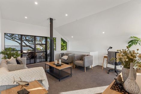 Photo of property in 1/62 Rangatira Road, Beach Haven, Auckland, 0626