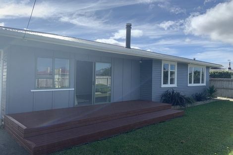 Photo of property in 79 Sutherland Crescent, Westbrook, Palmerston North, 4412