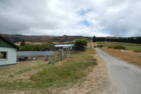 Photo of property in 15 Campbells Track, Lake Roxburgh Village, Roxburgh, 9571