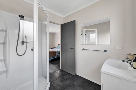 Photo of property in 38 Montague Grove, Stratford, 4332