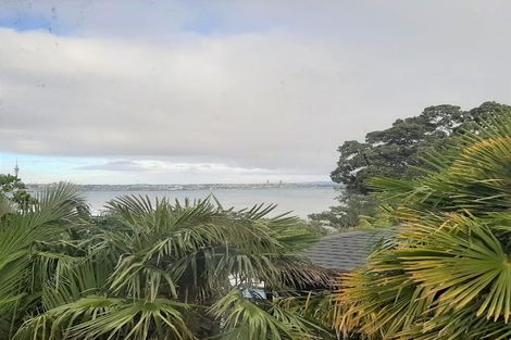 Photo of property in 2/59 Norwood Road, Bayswater, Auckland, 0622