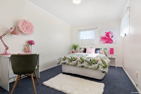 Photo of property in 2/8 View Road, Papakura, 2110