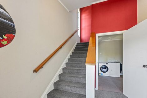 Photo of property in 19 Ward Place, Richmond Heights, Taupo, 3330