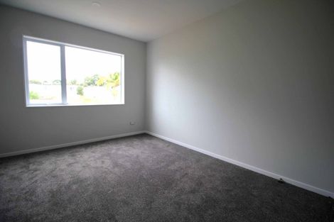 Photo of property in 6d Waddell Avenue, Point England, Auckland, 1072