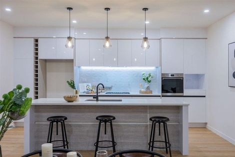 Photo of property in 9 Cutfield Lane, Kumeu, 0810