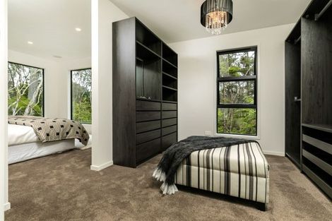 Photo of property in 21b Churchouse Road, Greenhithe, Auckland, 0632