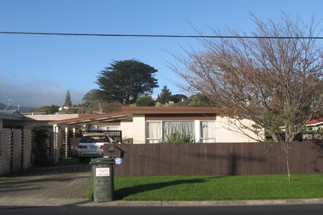 Photo of property in 1/48 Menin Road, Raumati South, Paraparaumu, 5032