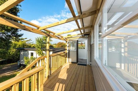 Photo of property in 147 Rangatira Road, Beach Haven, Auckland, 0626
