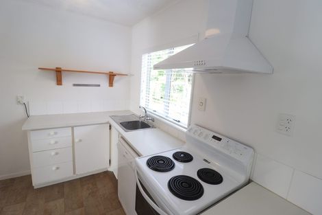 Photo of property in 19 Rehia Road, Massey, Auckland, 0614